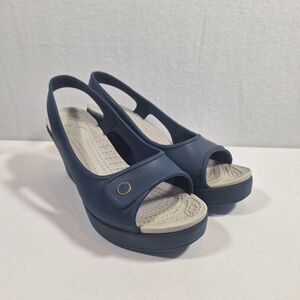 Crocs Havana Women’s Size 6 Wedge Heeled Sandals Slingback Navy Blue Open Toe